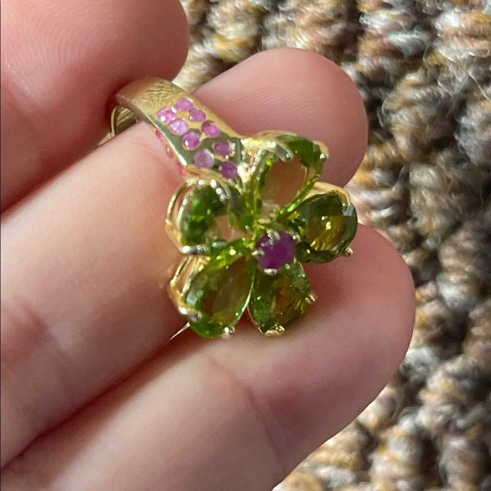 Fairycore Green Peridot Flower Ring with Pink Center - Women Jewelry